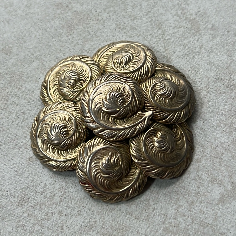 Vintage 1950’s-1960’s Gold Tone Brooch